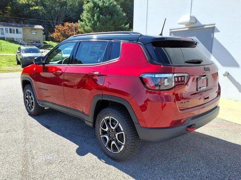 New 2026 Jeep Compass Trailhawk image 6