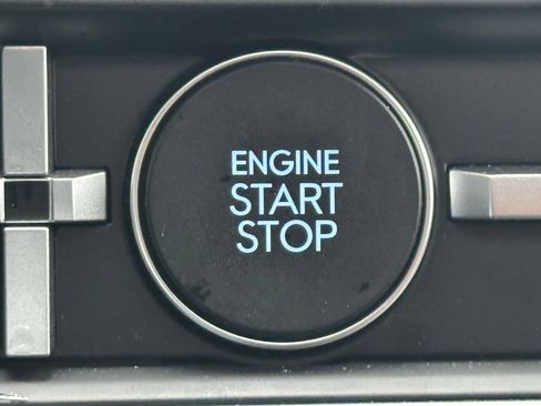 Used 2025 Hyundai Santa Fe XRT image 33