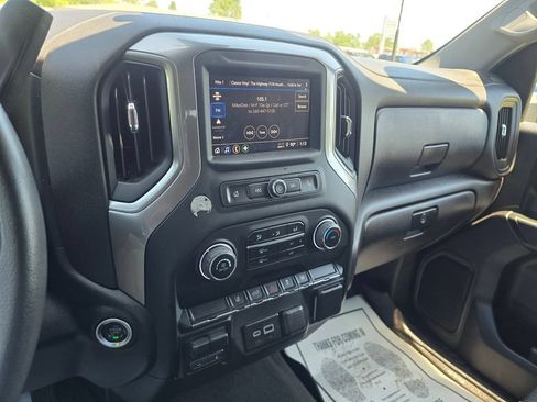 Used 2024 Chevrolet Silverado 2500 Custom w/ Custom Convenience Package AWD/4WD image 15