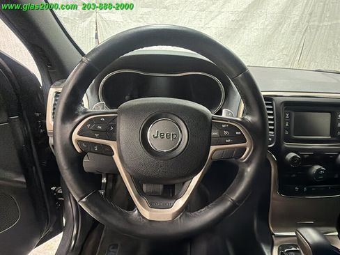 Used 2016 Jeep Grand Cherokee Laredo w/ Quick Order Package 23E AWD/4WD image 4