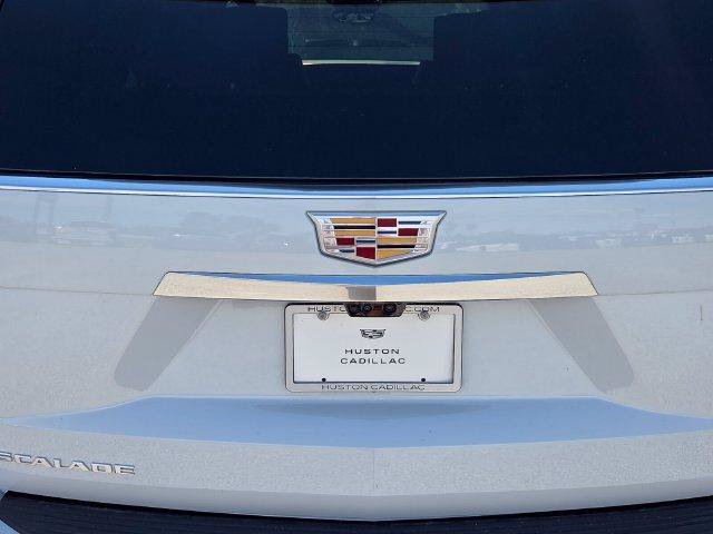 New 2026 Cadillac Escalade Luxury w/ Touring Package AWD/4WD image 13