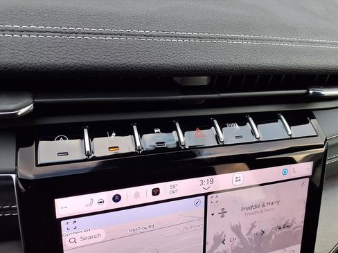 New 2025 Jeep Grand Cherokee L Limited w/ Trailer Tow Package image 6