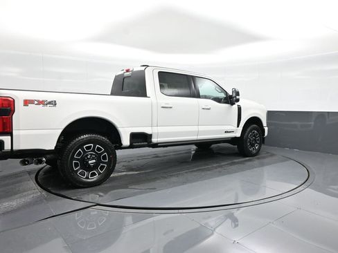 New 2026 Ford F250 Platinum AWD/4WD image 9