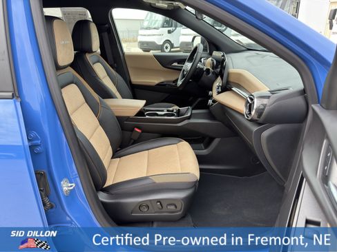 Certified 2025 Chevrolet Equinox ACTIV w/ Convenience Package III image 17