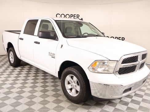 Used 2023 RAM 1500 Classic SLT w/ Electronics Group AWD/4WD image 1