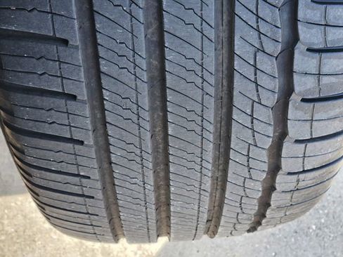 Used 2025 Mercedes-Benz GLS 450 4MATIC image 11