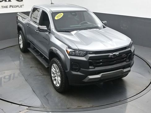Used 2024 Chevrolet Colorado Trail Boss w/ LPO, Dark Essentials Package AWD/4WD image 45