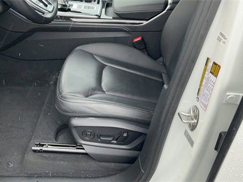 Used 2025 Audi Q7 3.0T Premium Plus image 18