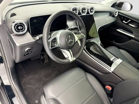 Certified 2025 Mercedes-Benz GLC 300 4MATIC image 9