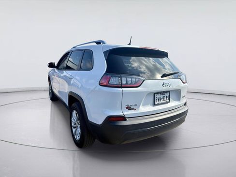 Used 2020 Jeep Cherokee Latitude w/ Cold Weather Group AWD/4WD image 3