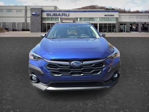 Used 2025 Subaru Crosstrek 2.0i Premium image 2