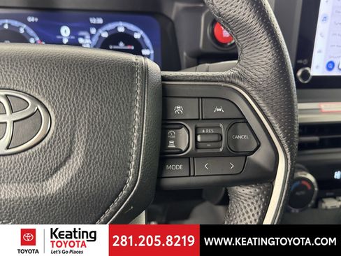 Used 2024 Toyota Tacoma TRD Sport image 26