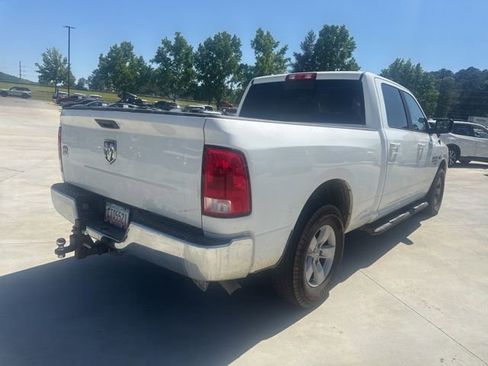 Used 2019 RAM 1500 Classic SLT RWD image 9