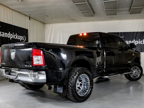 Used 2022 RAM 3500 Big Horn w/ Level A Equipment Group AWD/4WD image 8