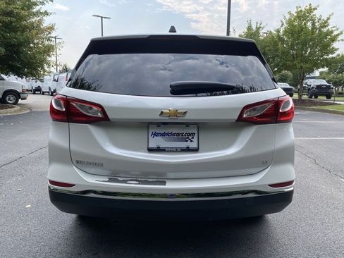 Used 2018 Chevrolet Equinox LT FWD image 8
