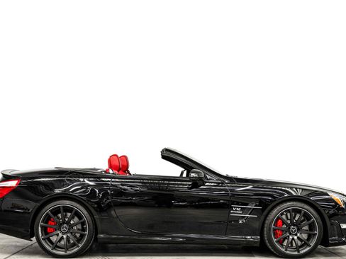 Used 2013 Mercedes-Benz SL 65 AMG image 2