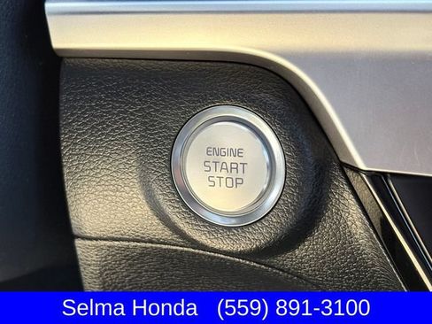 Used 2025 Kia Telluride S AWD/4WD image 19