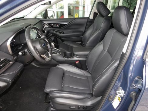 Used 2023 Subaru Outback Limited image 19