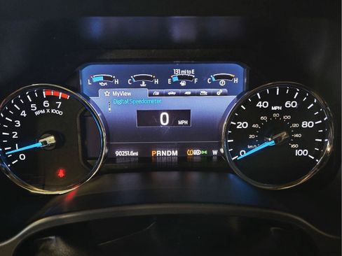 Used 2020 Ford F250 Lariat w/ Lariat Ultimate Package AWD/4WD image 31