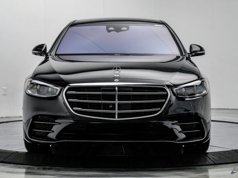 Used 2024 Mercedes-Benz S 580 4MATIC Sedan w/ AMG Line image 29
