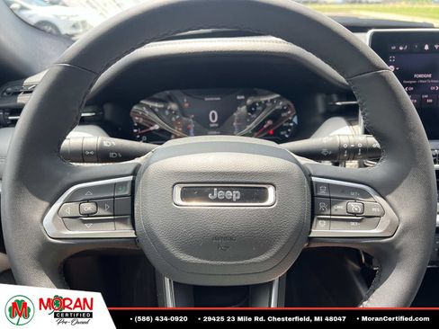 Used 2024 Jeep Compass Limited AWD/4WD image 17