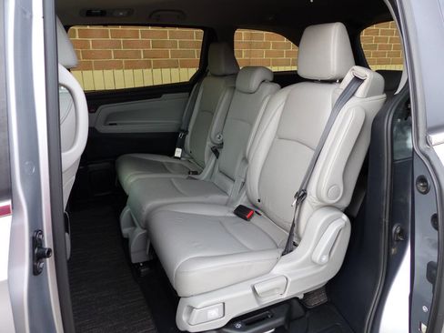 Used 2024 Honda Odyssey EX-L image 36