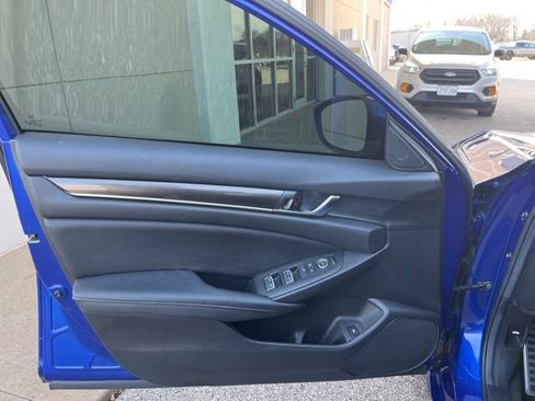 Used 2020 Honda Accord Sport image 13