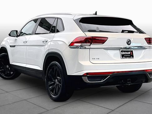 Used 2023 Volkswagen Atlas Cross Sport SE w/ Black Wheel Package FWD image 12