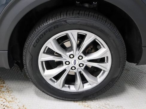 Certified 2023 Ford Explorer Limited w/ Equipment Group 301A AWD/4WD image 20