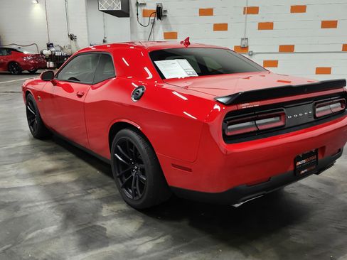 Used 2020 Dodge Challenger R/T Scat Pack image 13