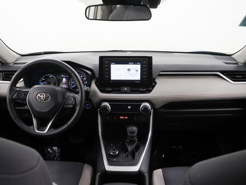 Used 2022 Toyota RAV4 XLE w/ XLE Grade Weather Package image 13