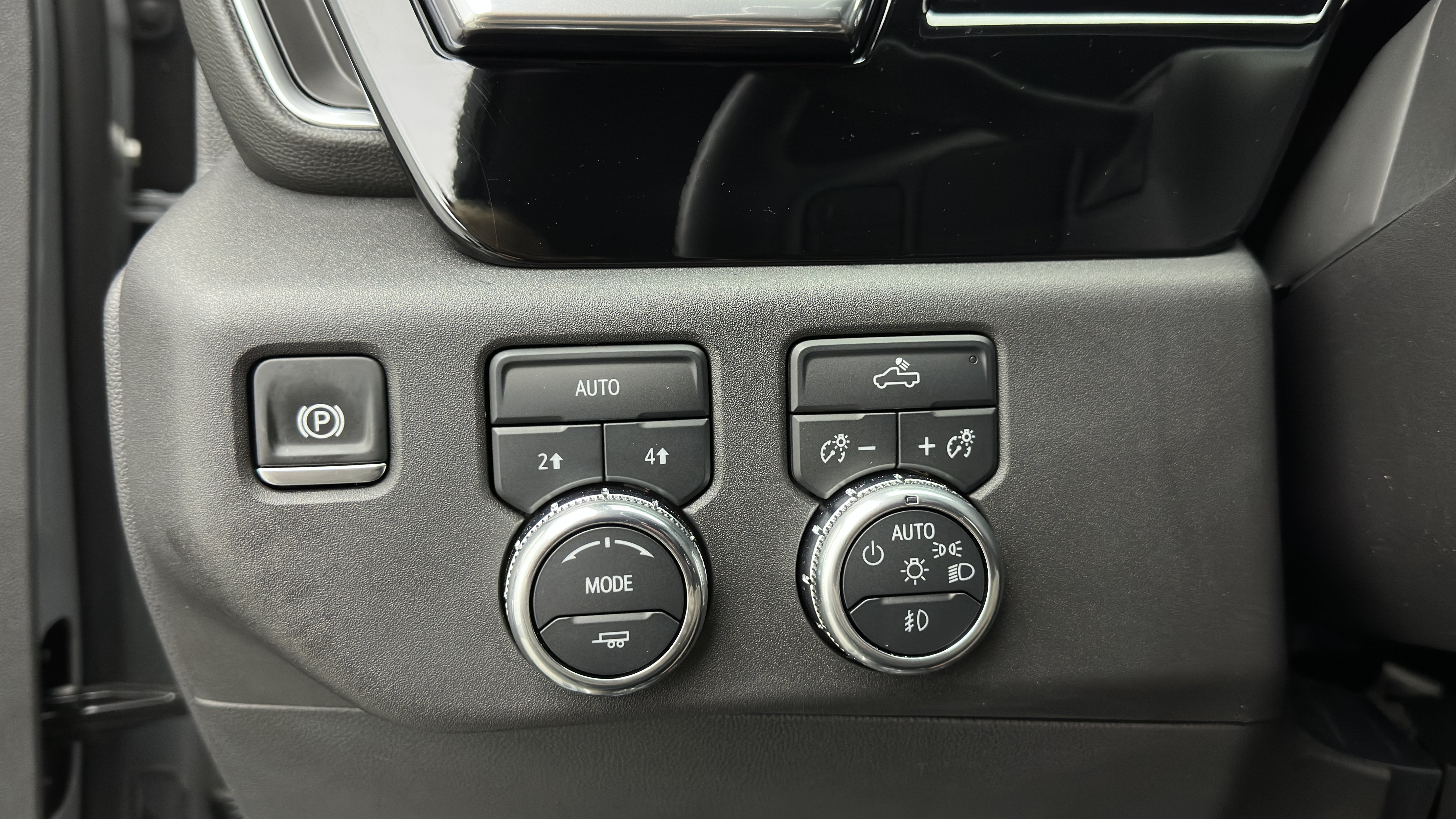 Used 2024 GMC Sierra 1500 Elevation AWD/4WD image 16