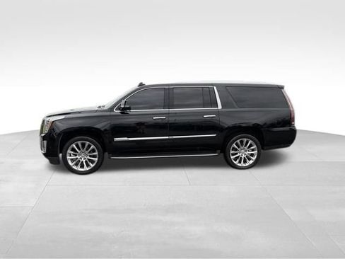 Used 2019 Cadillac Escalade ESV Luxury AWD/4WD image 4