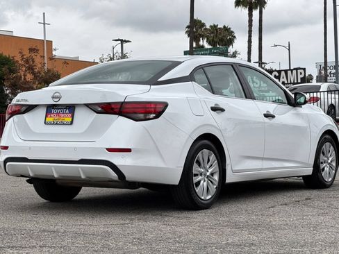 Used 2024 Nissan Sentra S FWD image 4
