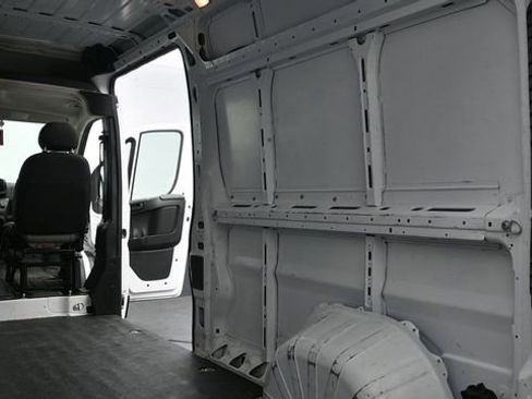 Used 2023 RAM ProMaster 2500 FWD image 16