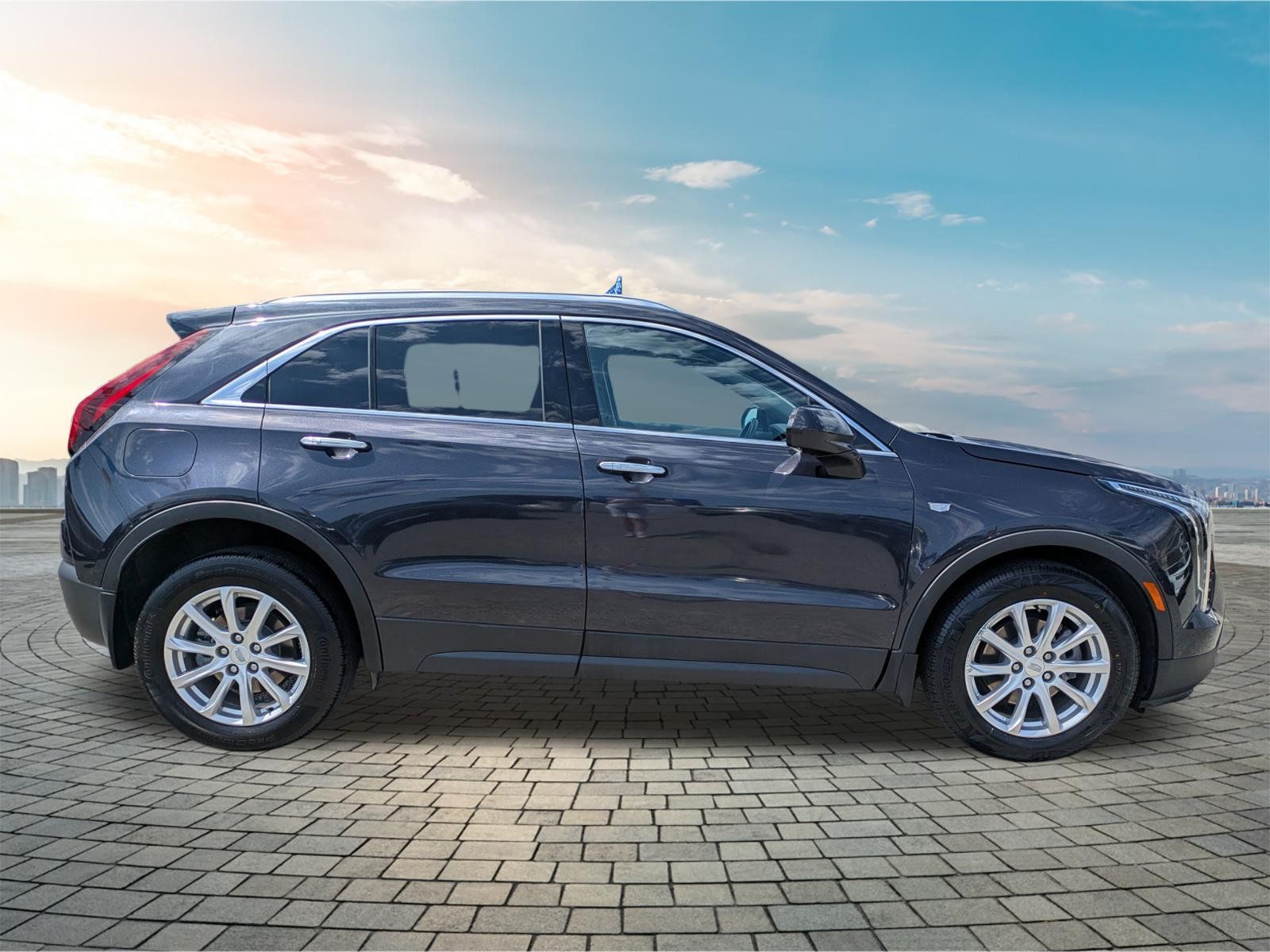 Used 2023 Cadillac XT4 Luxury FWD image 4