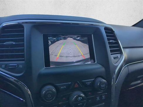 Used 2018 Jeep Grand Cherokee Limited RWD image 13