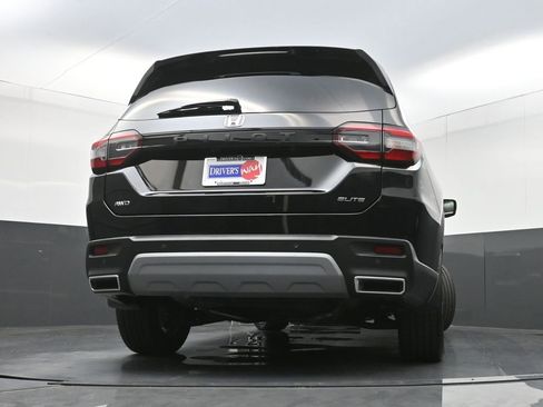 Used 2024 Honda Pilot Elite image 33