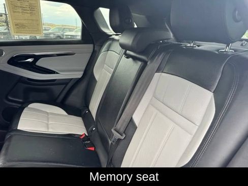 Used 2021 Land Rover Range Rover Evoque R-Dynamic SE AWD/4WD image 17