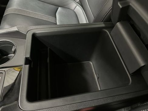 Used 2023 Honda Pilot EX-L image 36