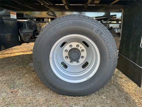 New 2024 Ford F350 XL w/ XL Chrome Package image 10