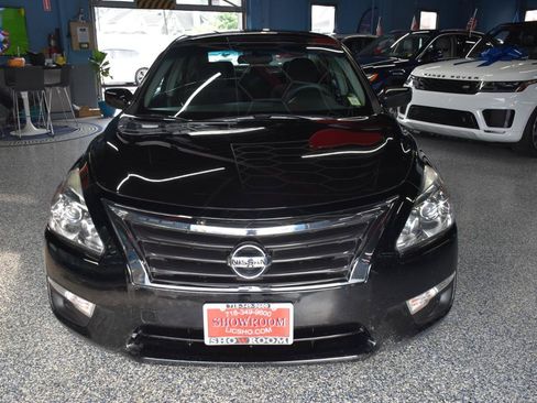 Used 2013 Nissan Altima 2.5 S FWD image 10