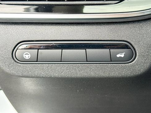 Certified 2026 INFINITI QX60 Luxe w/ Cargo Package FWD image 11