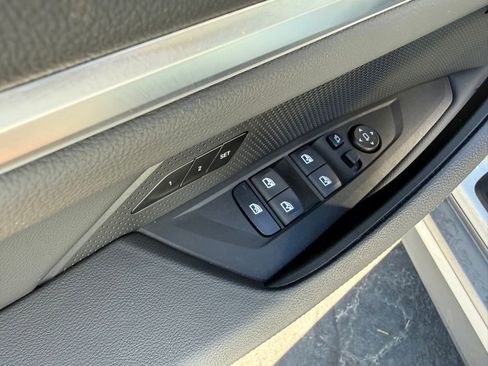 Certified 2023 BMW i4 eDrive35 w/ Premium Package image 10