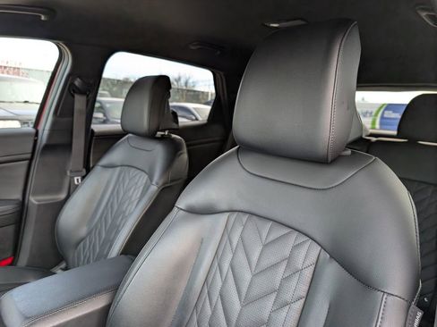 Certified 2023 Kia Sportage X-Line image 11