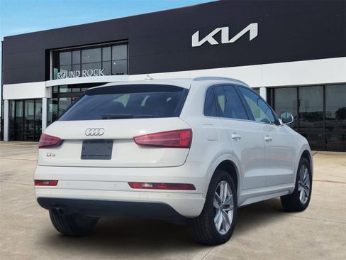 Used 2017 Audi Q3 2.0T Premium Plus w/ Premium Plus Package image 5