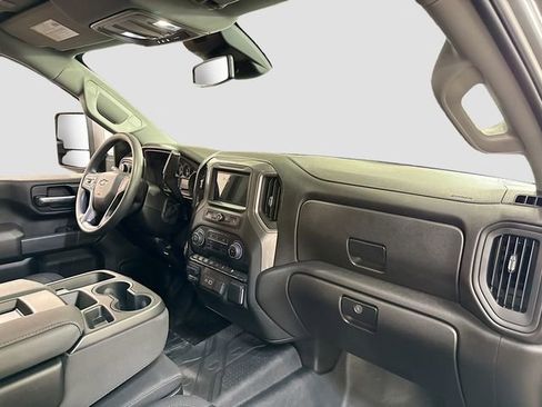 Used 2026 Chevrolet Silverado 2500 Custom w/ Custom Value Package image 28