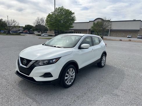 Used 2021 Nissan Rogue Sport S image 7