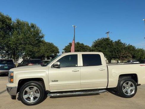 Used 2015 Chevrolet Silverado 1500 LT w/ Texas Edition, 1LT Trim AWD/4WD image 5