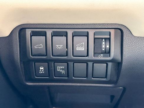 Used 2020 Subaru Ascent Touring w/ Popular Package #3 image 20